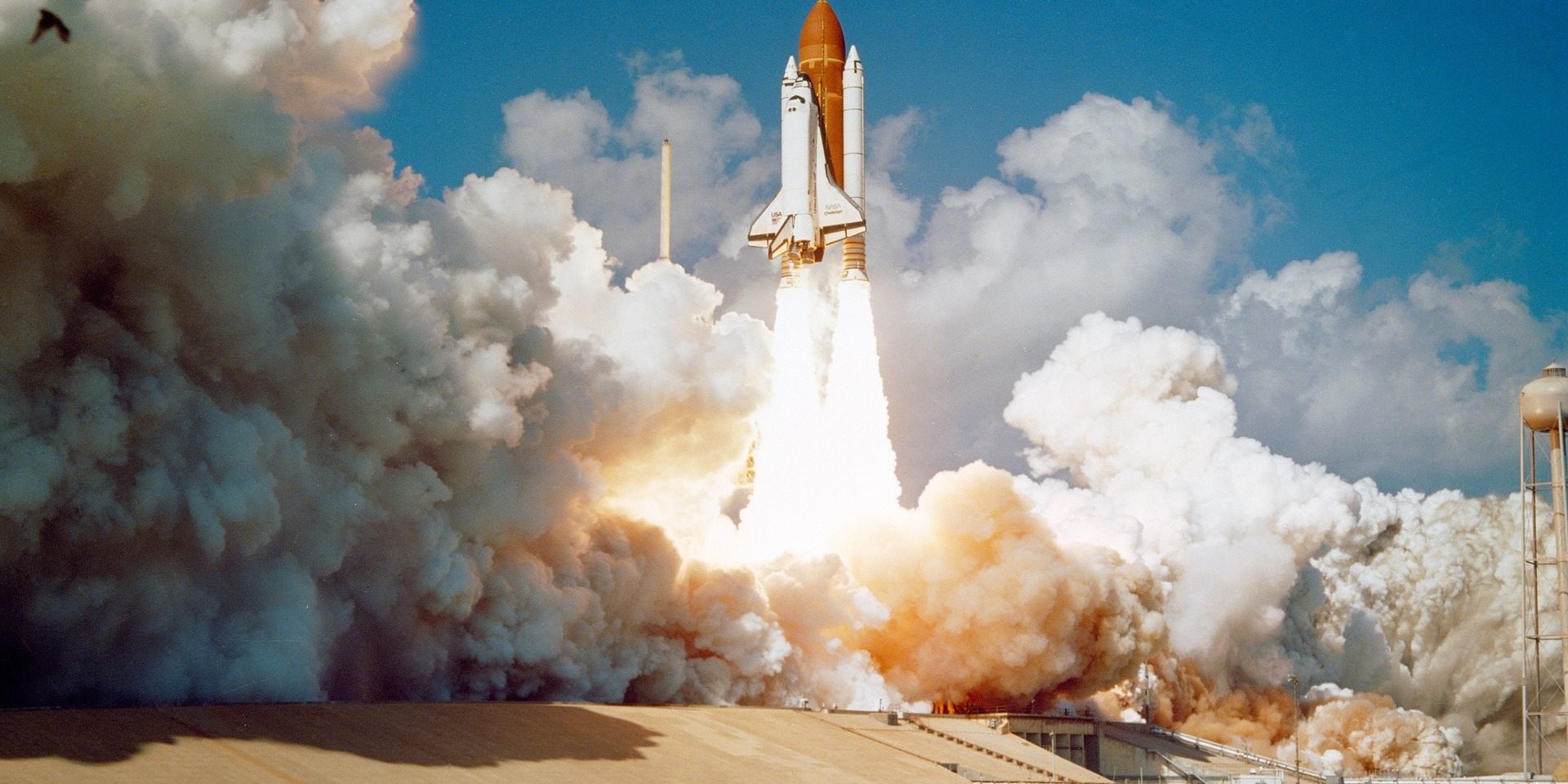 challenger-space-shuttle-1102029_1920 start-up