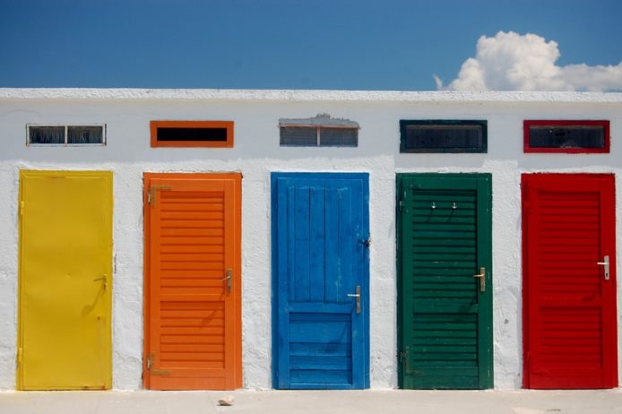 closed-door-791954_960_720