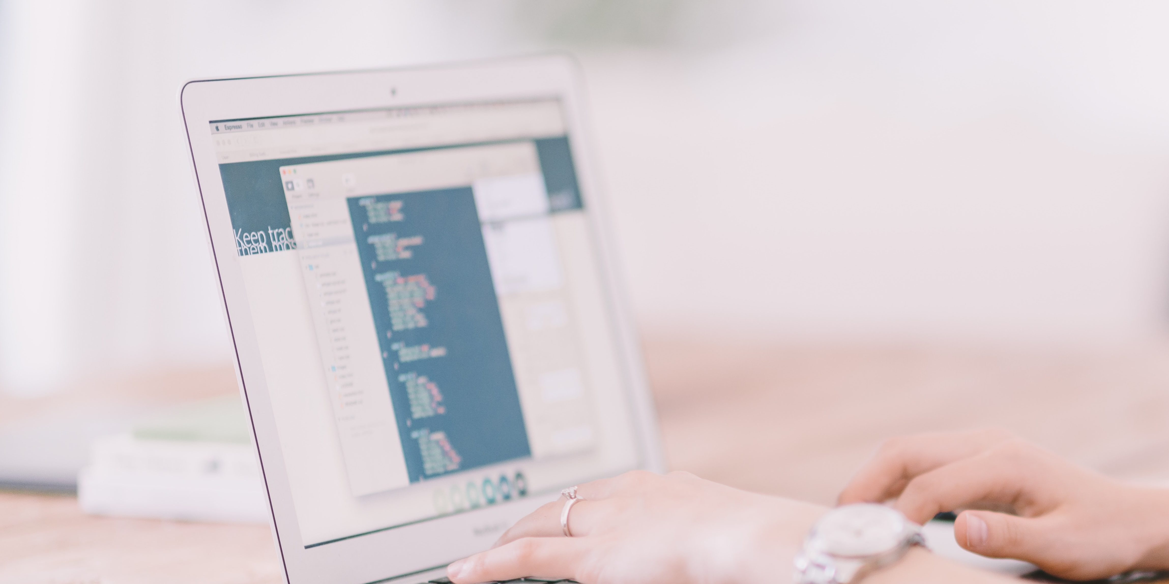 crew-4Hg8LH9Hoxc-unsplash