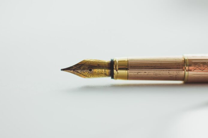 art-lasovsky-8XddFc6NkBY-unsplash